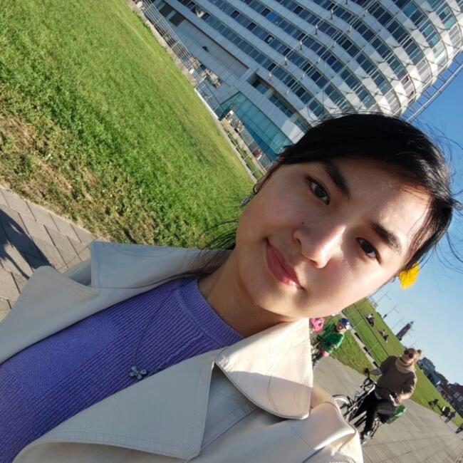 Babysitter in Willich: Sarvinoz