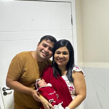 Emprego de babá em São Luís: emprego de babá Thaysa