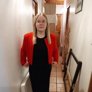 Babysitter in Saint-Omer: Aumérine