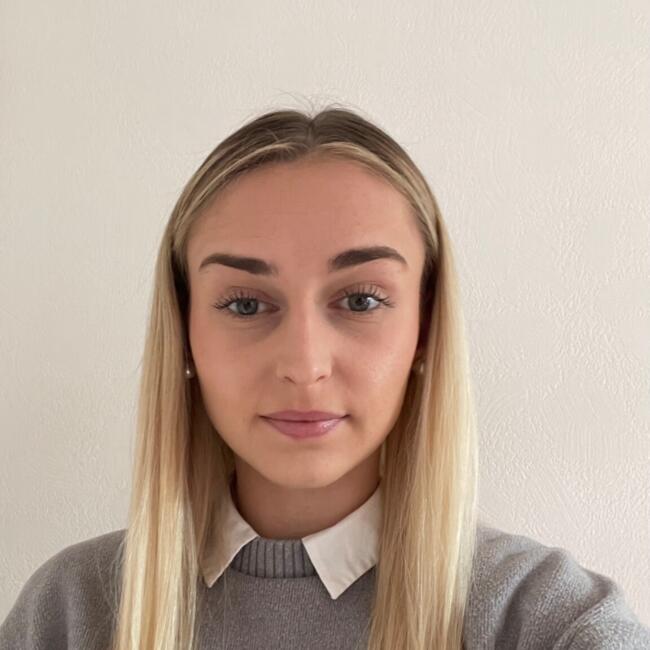 Babysitter in Marseille: Audrey