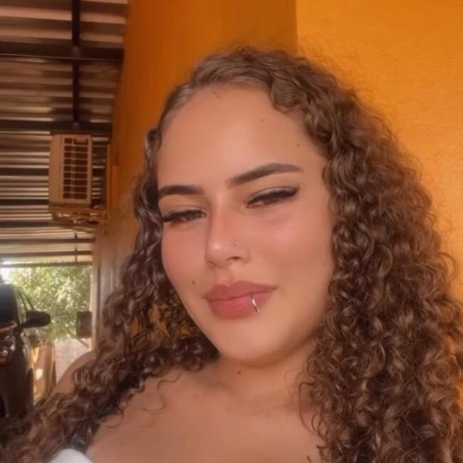 Babysitter in Mundo Novo (Mato Grosso do Sul): Maria