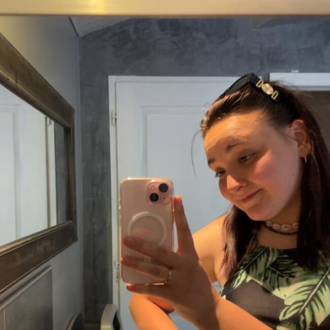 Babysitter in La Rochelle: Meline