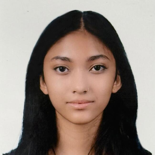 Babysitter in Bristol: May Moe