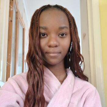Babysitter in Watford: Kimberley