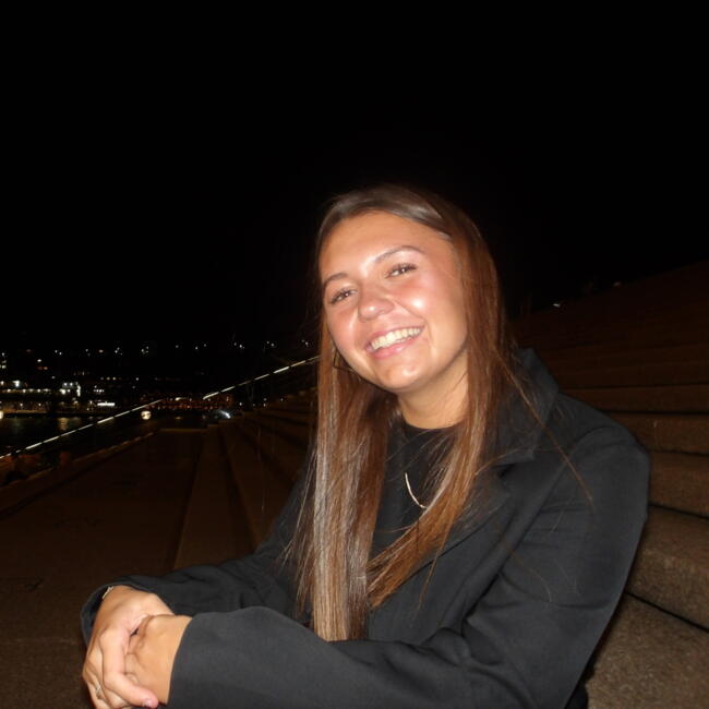 Babysitter in Sydney: Cannelle