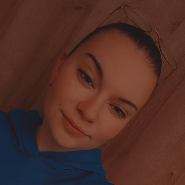 Babysitter in Bavay: Manon