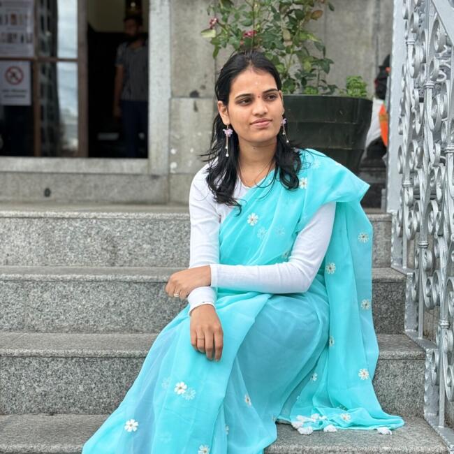 Babysitter in London: Thota