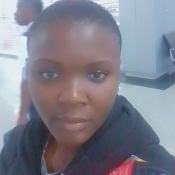 Babysitter Setúbal: Vivian