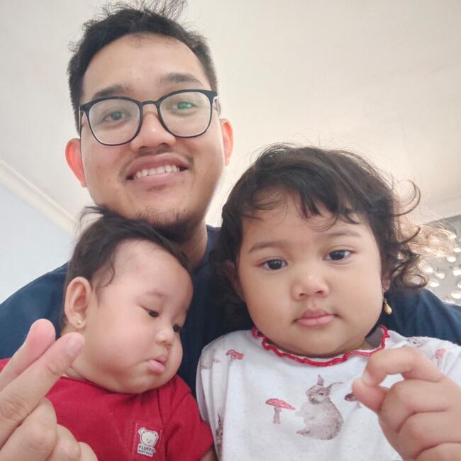 Babysitting job in Malang: Zuardian