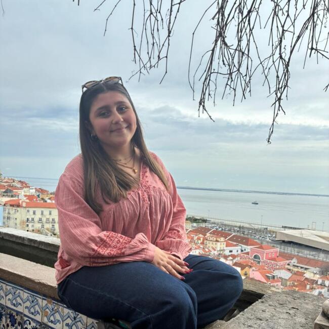 Babysitter in Ericeira: Carolina