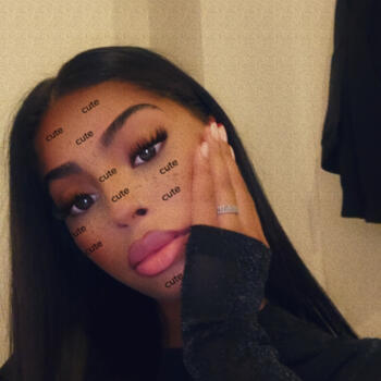 Babysitter in Nanterre: Hajar