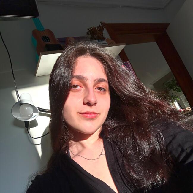 Babysitter in Florianópolis: Julia