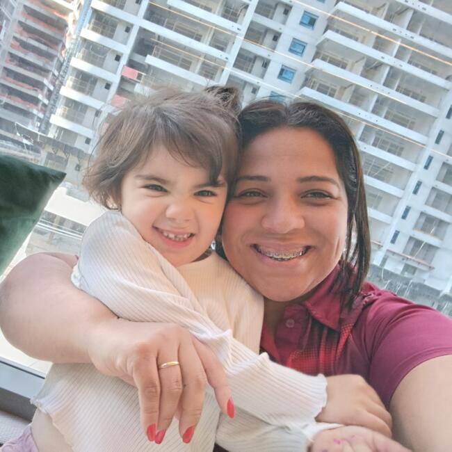 Babá em Florianópolis: Jeyzeane