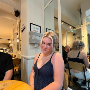Babysitter in Cheltenham: Belle