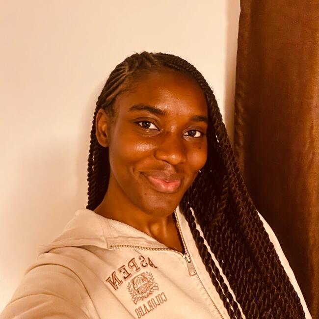 Baby-sitter in Montréal: Alexane