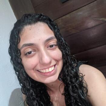 Babysitter Feira de Santana: Thauane