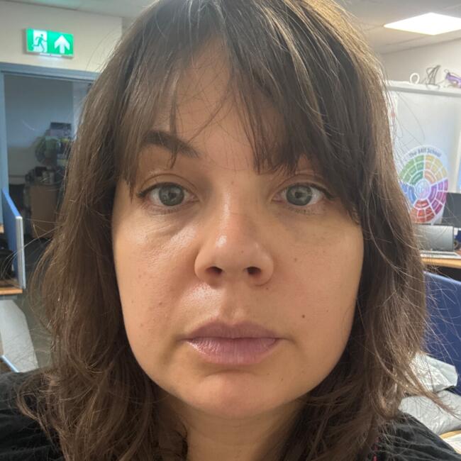 Babysitter in Croydon: Emma-Jayne