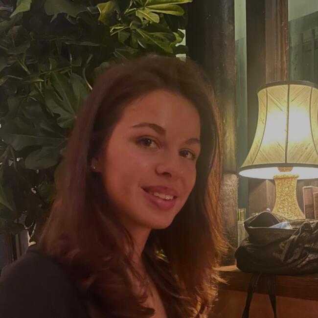Baby-sitter à Strasbourg: Joanne