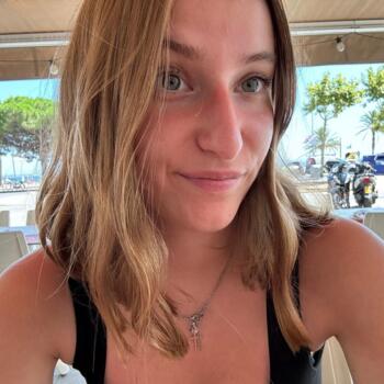 Babysitter in Ivry-sur-Seine: Anaïs