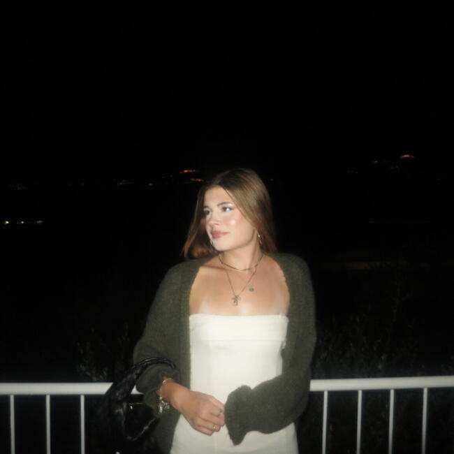 Babysitter in Wien: Emilia