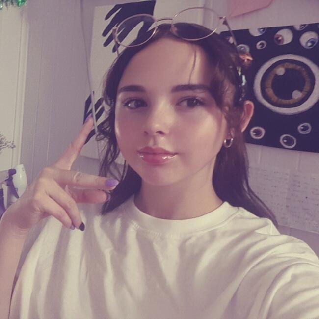 Babysitter in Townsville: Kay