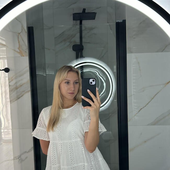 Babysitter in Milan: Ana