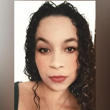 Babá em Brasília: Alessandra