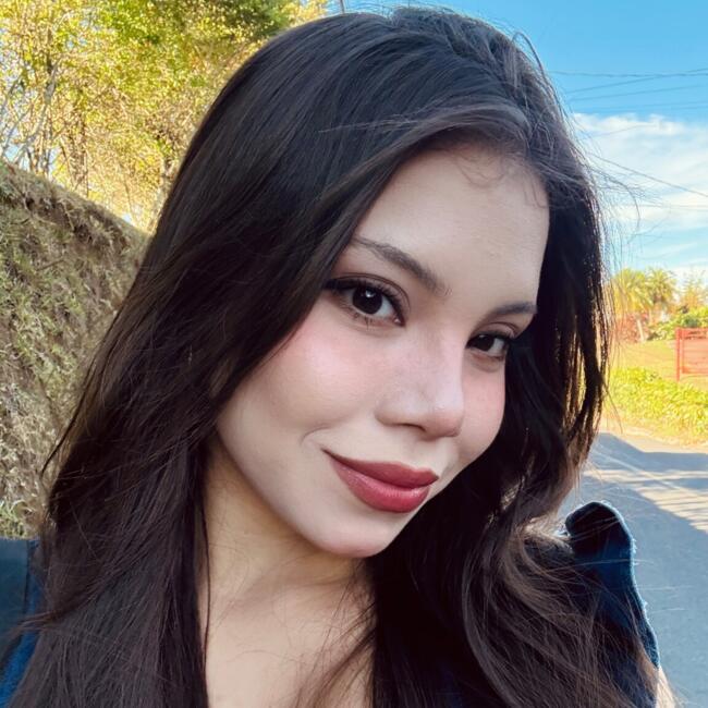 Babysitter in Alajuela: Alejandra