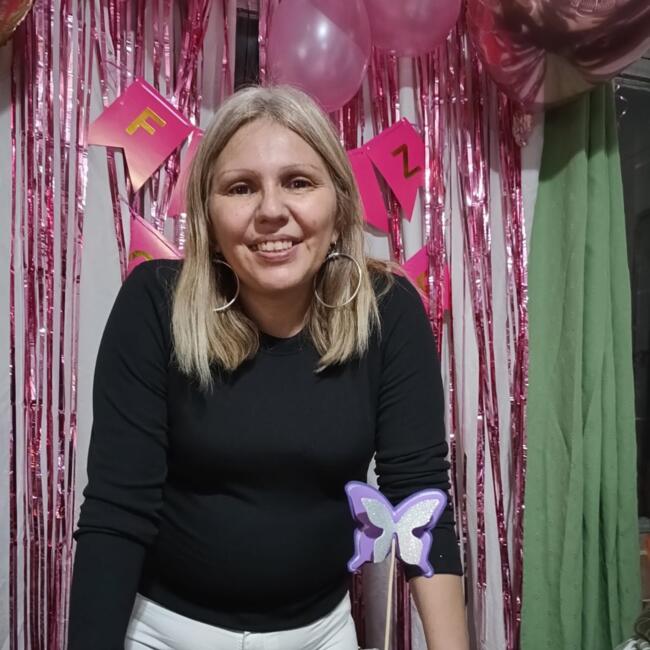Babysitter in Neuquén: Lorena