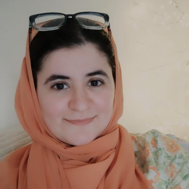 Babysitter in Huddersfield: Qudsia