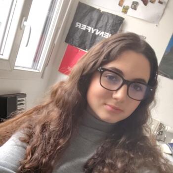 Babysitter in Carrières-sous-Poissy: Oceane