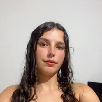 Babysitter in Porto Alegre: Mikaela