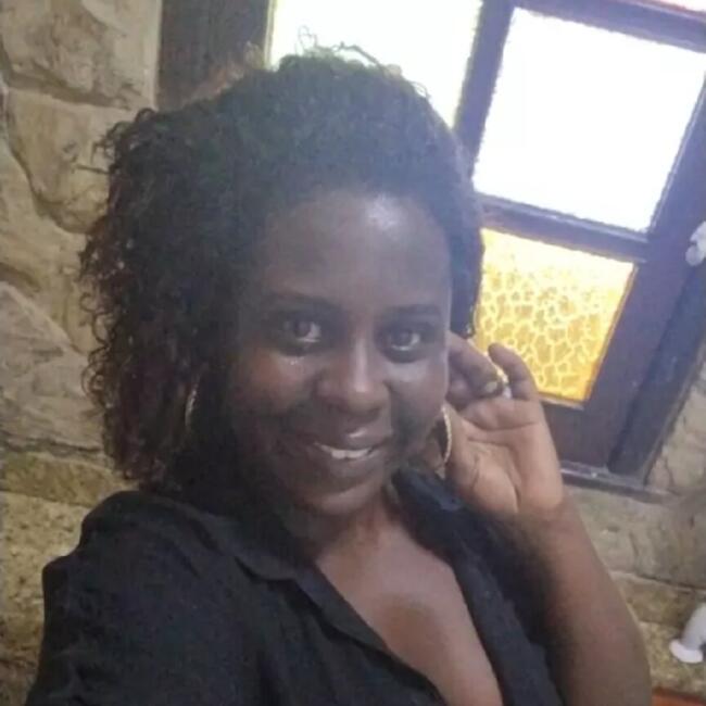 Babá em Queimados: Stephanny