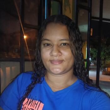 Babysitter Santa Marta: Liseth