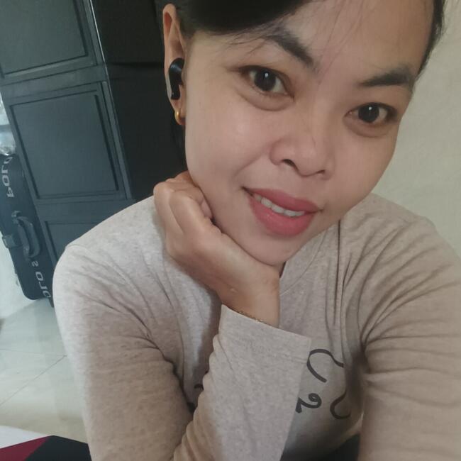 Babysitter di Gianyar: Erisna
