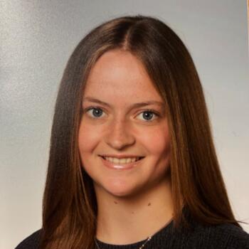 Babysitter Bergheim: Carina