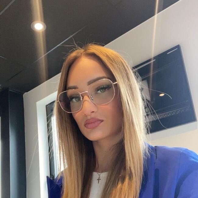 Babysitter in Meaux: Alizia