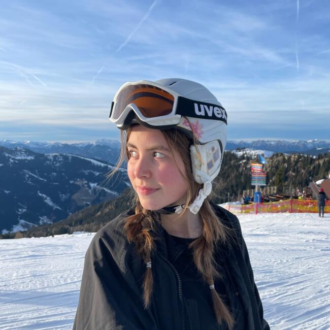 Babysitter in Zürich: Julie