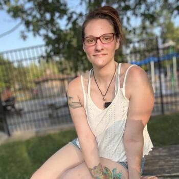 Babysitter in Willoughby: Brooke