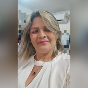 Babysitter in Santarém: Diane