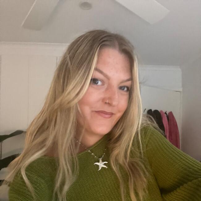 Babysitter in Melbourne: Gemma