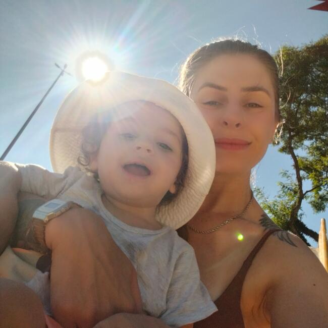 Babysitting job in Curitiba: Fernanda Cristina