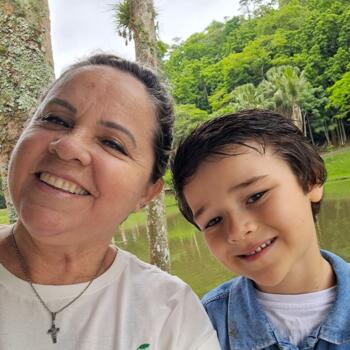 Babysitter Joinville: Alessandra