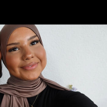 Babysitter in Bonn: Sabrine