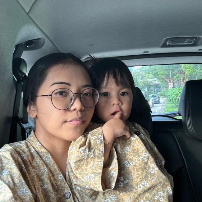 Singapore Island的保母: Nurul