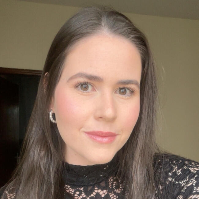 Babysitter in São João del Rei: Yngrid