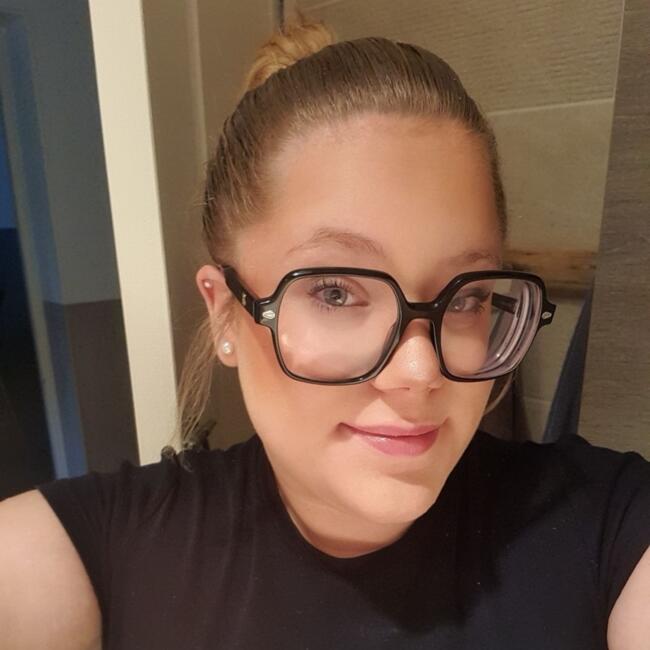 Babysitter in Lens: Maeliss