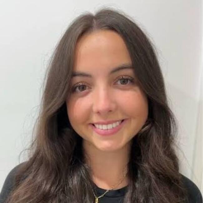 Babysitter in Ourém: Sabrina