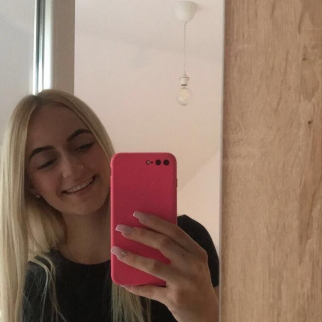 Babysitter in Novaki Oborovski: Michelle