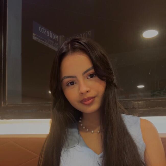 Babá em São Luís: Sara